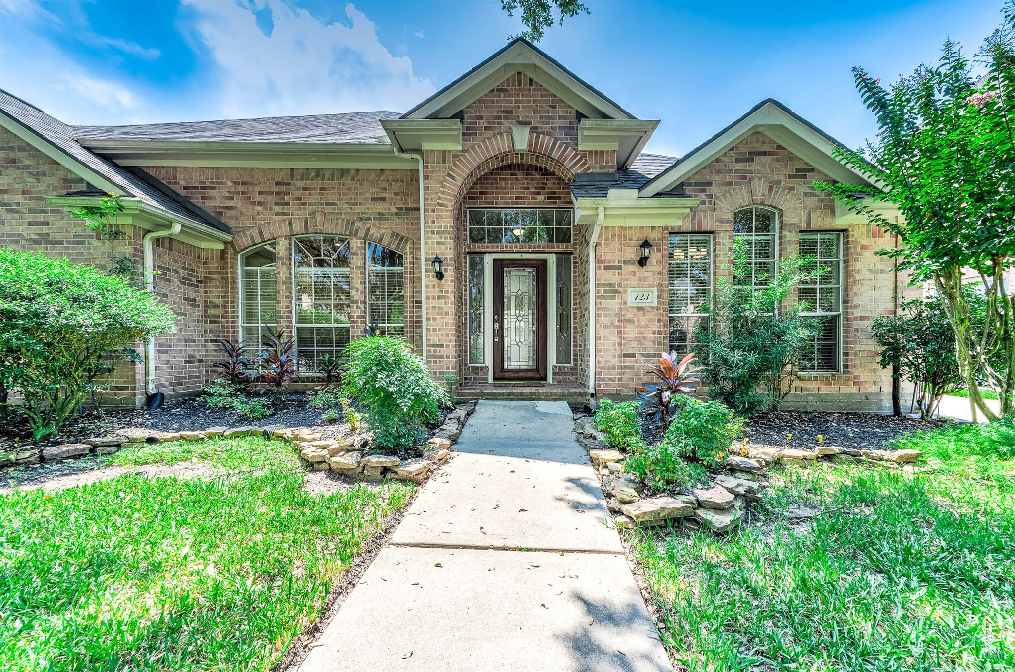 123 Mariner Cove Court