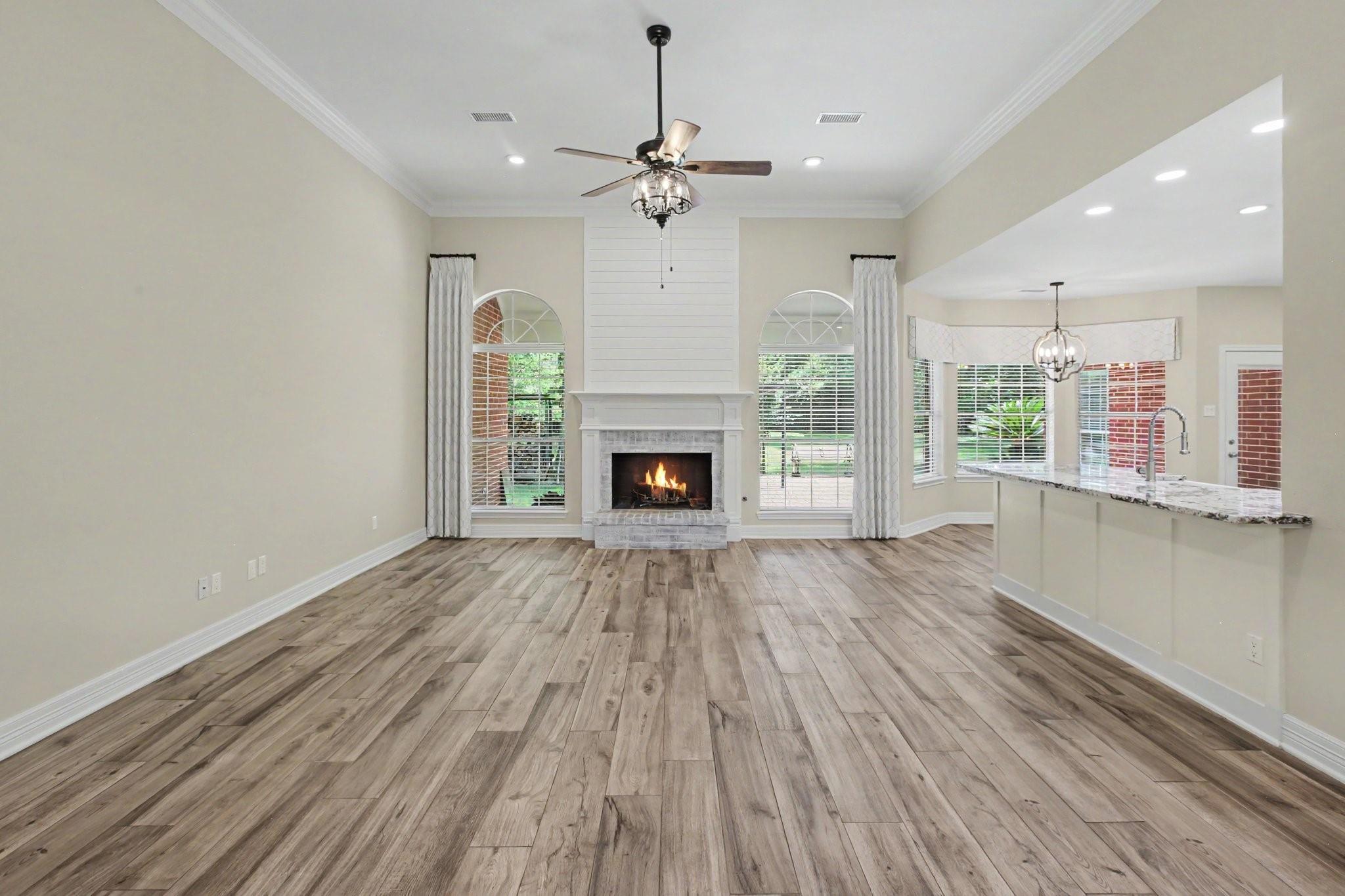 8911 Diamante Drive