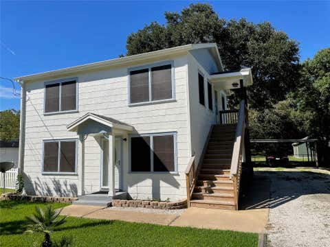 Photo of 1016 S Booth Lane #B, Alvin, TX 77511 (MLS # 79885527)