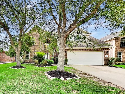 Photo of 5718 Emerald Brook Lane, League City, TX 77573 (MLS # 65374323)