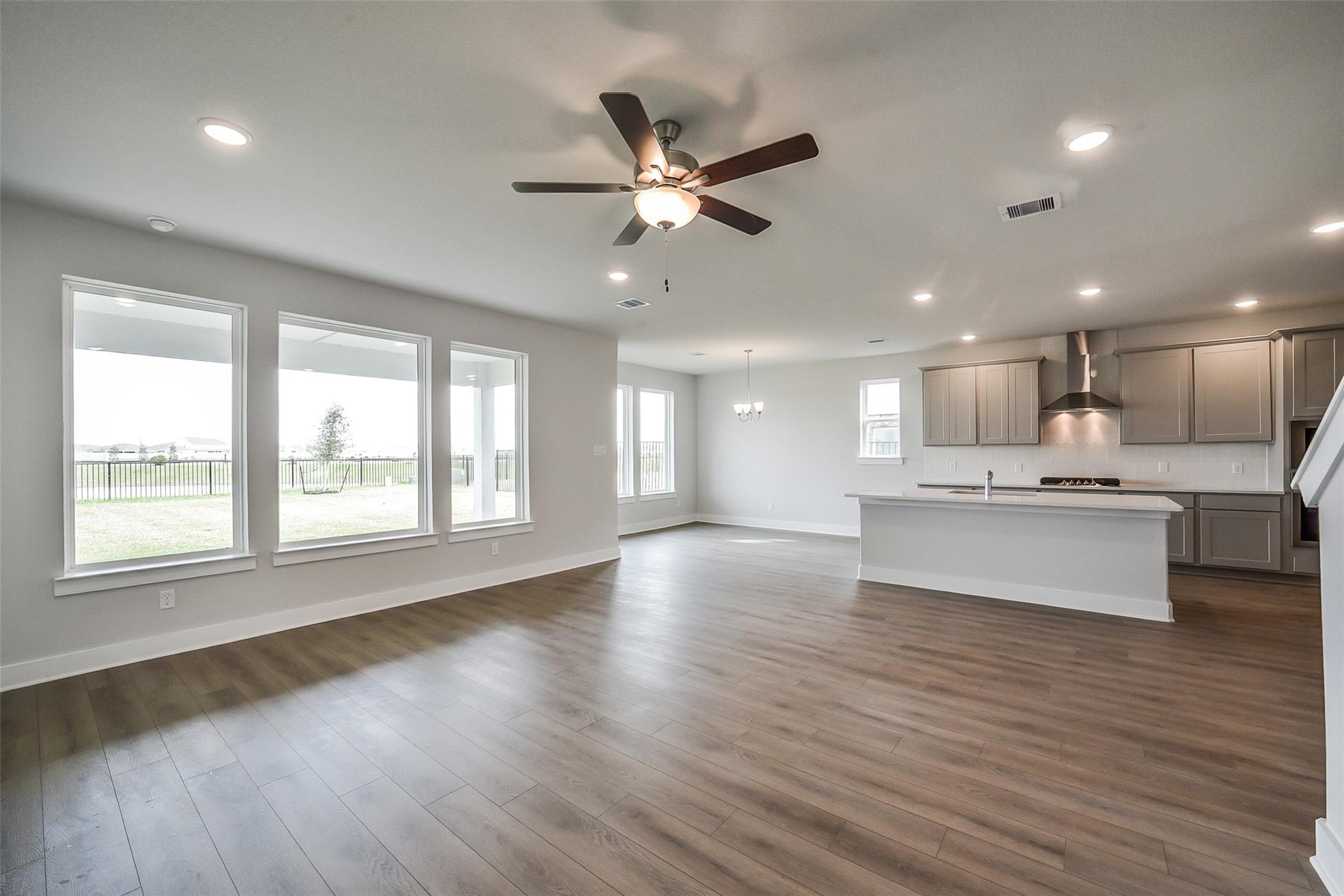 1811 Tioga View Drive