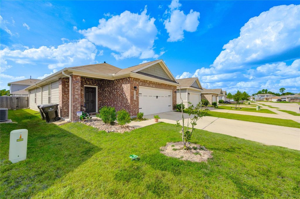 Photo of 25718 Northpark Palm Drive, Porter, TX 77365 (MLS # 67163178)