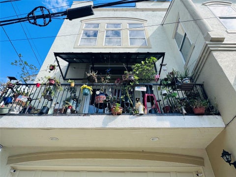 Photo of 1001 Gillette Street, Houston, TX 77019 (MLS # 60011841)