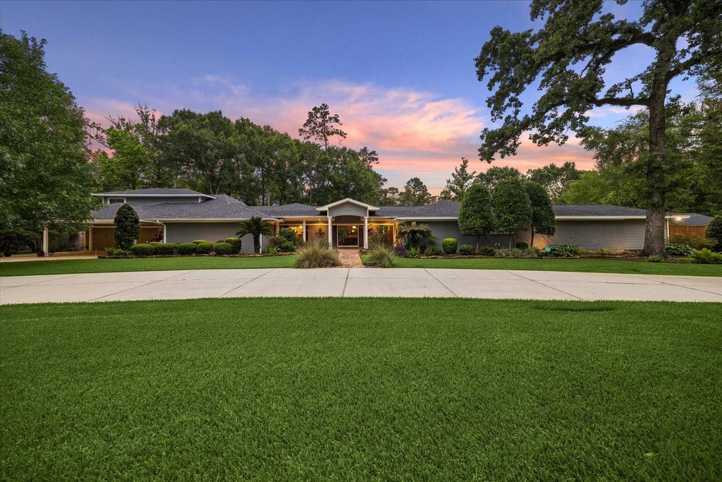 Photo of 1711 Walnut Lane, Kingwood, TX 77339 (MLS # 5096832)