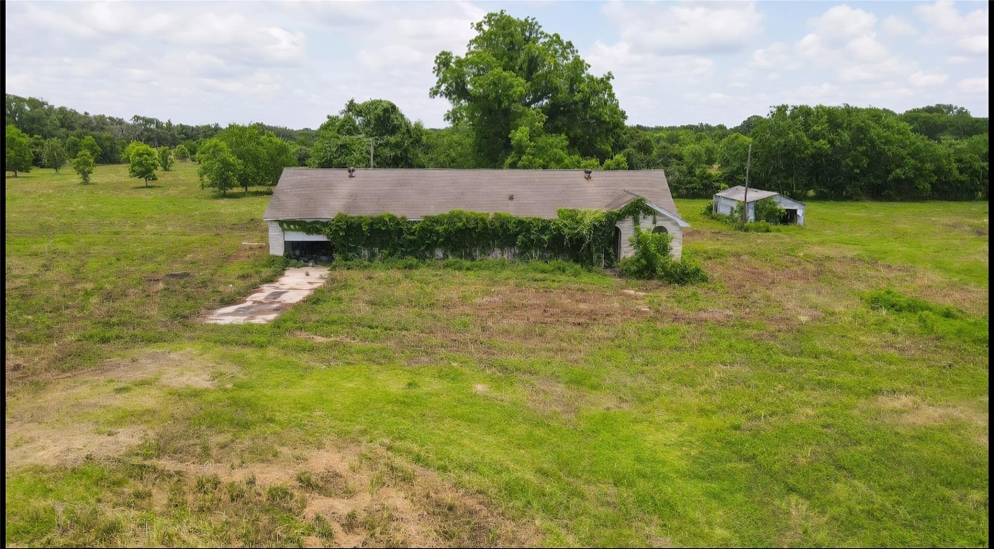 5865 Fm 524 Road
