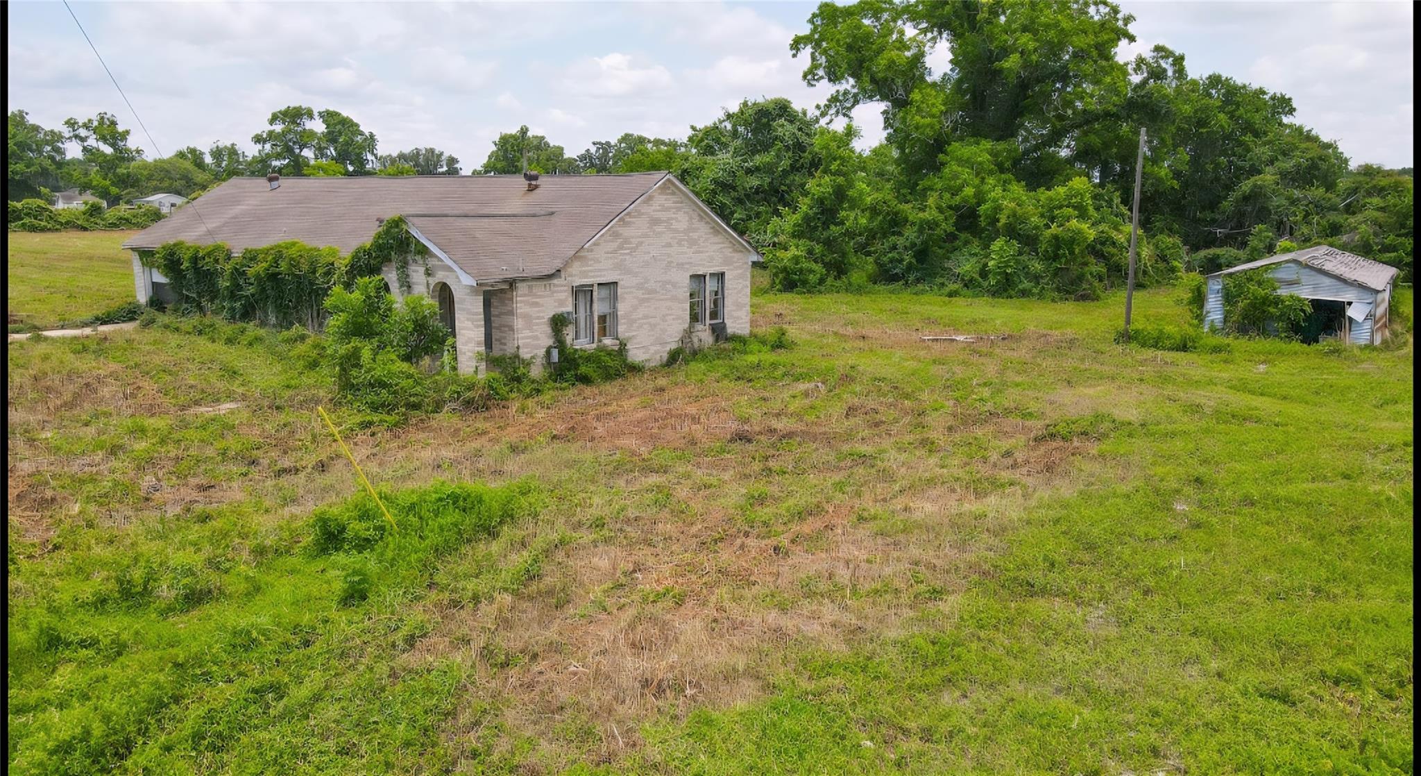 5865 Fm 524 Road