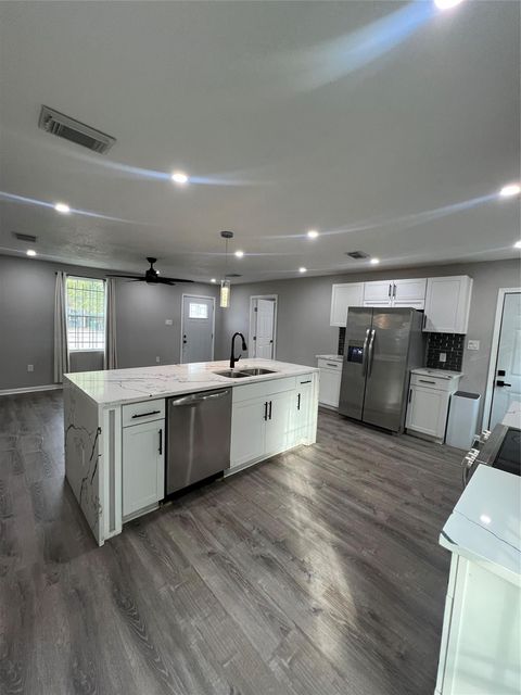 Photo of 10525 Fairland Drive, Houston, TX 77051 (MLS # 84160531)