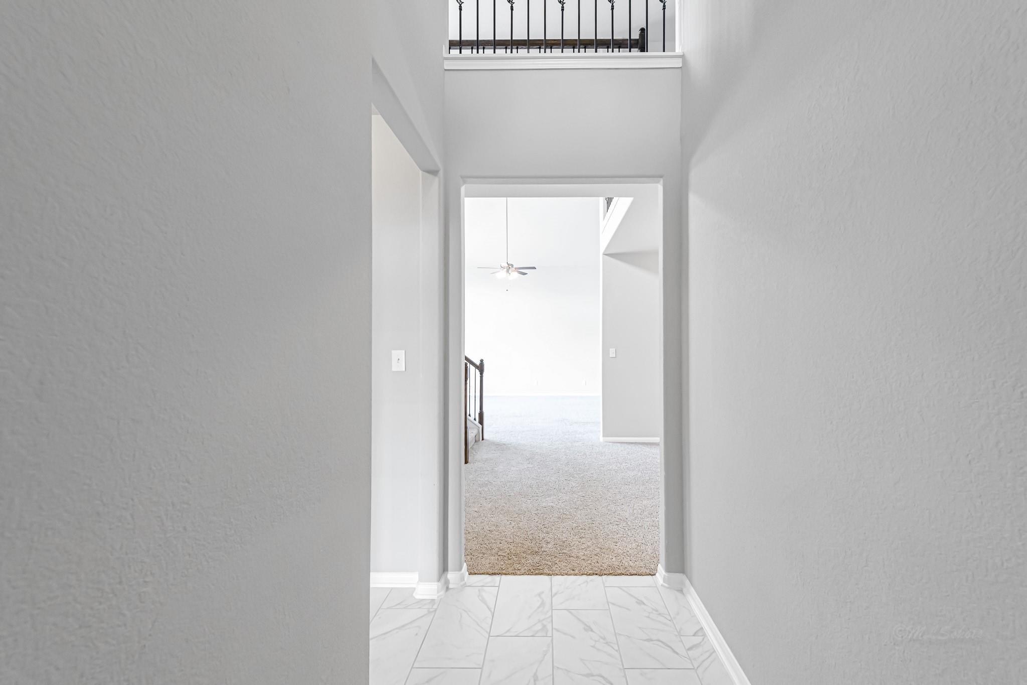 5462 Grand View Drive