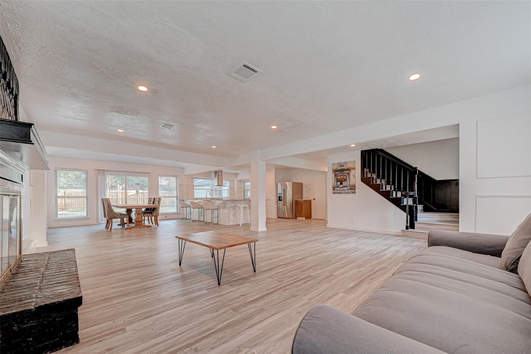 8002 Hurst Forest Drive