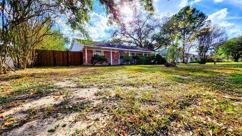 1927 Bethlehem Street Houston TX 77018