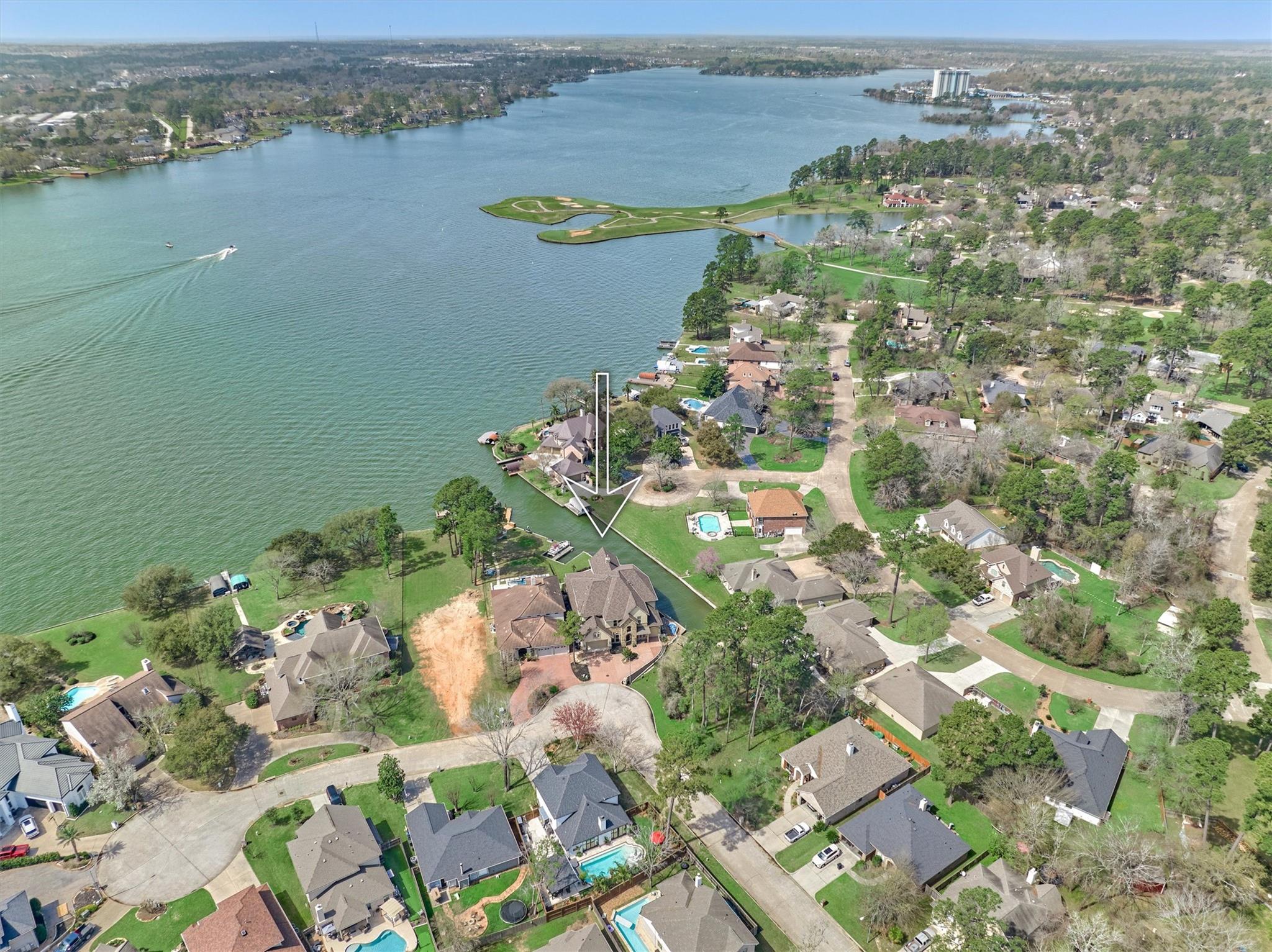 12838 Lakeshore Drive