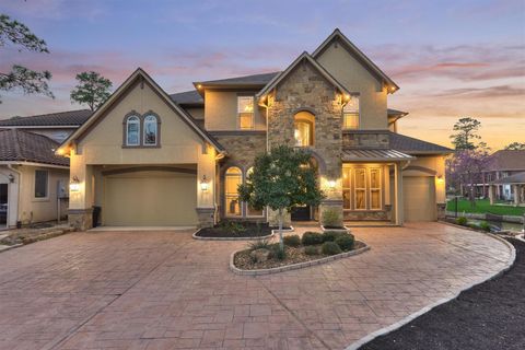 Photo of 12838 Lakeshore Drive, Montgomery, TX 77356 (MLS # 69889128)