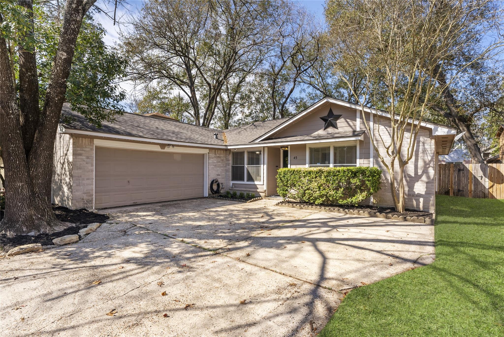 43 Country Forest Court