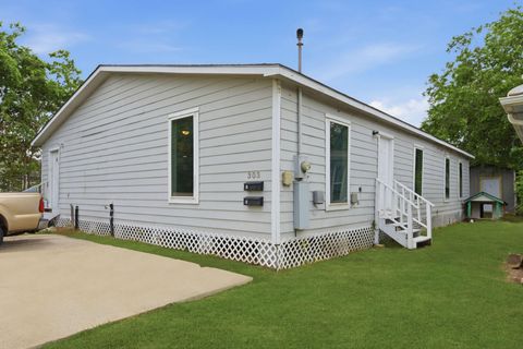 Multifamily For Sale - 303 Gans Street<br/> Houston, TX 77029