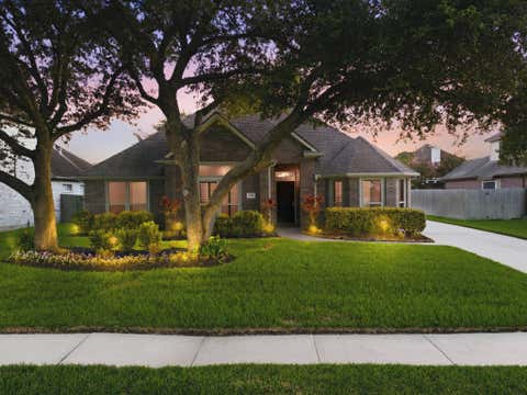 Photo of 9405 Sundown Drive, Pearland, TX 77584 (MLS # 21971466)