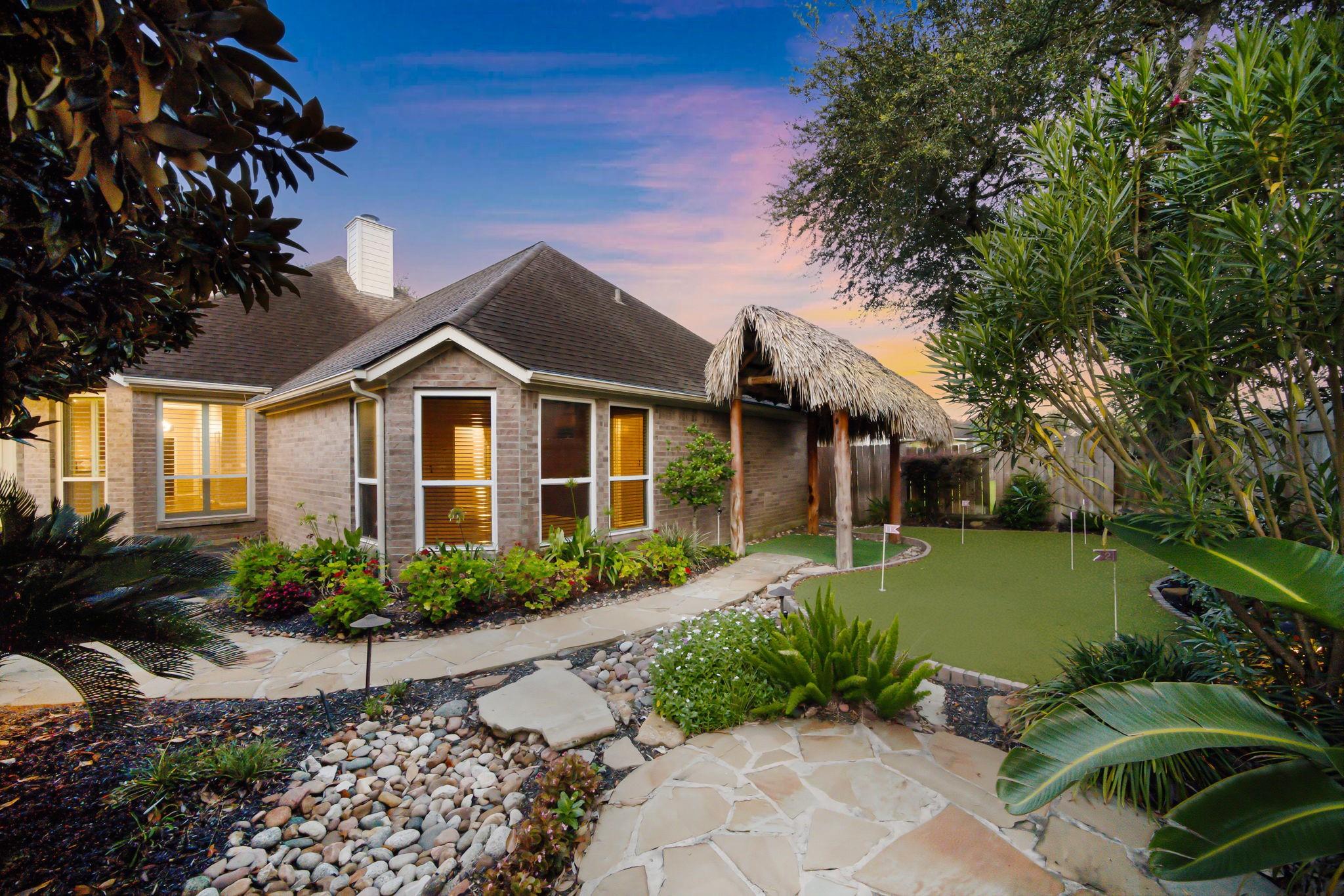 9405 Sundown Drive