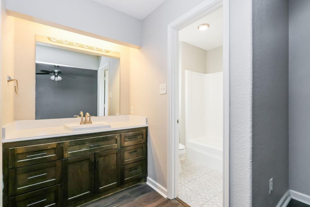 Photo of 2030 Lone Rock Drive, Houston, TX 77339 (MLS # 15586273)