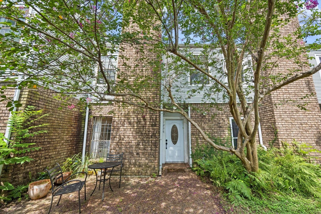 Photo of 1236 Jackson Boulevard, Houston, TX 77006 (MLS # 95663098)