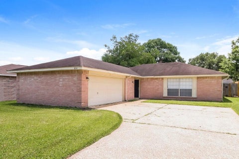 Photo of 8514 Forest Point Drive, Humble, TX 77338 (MLS # 42919198)