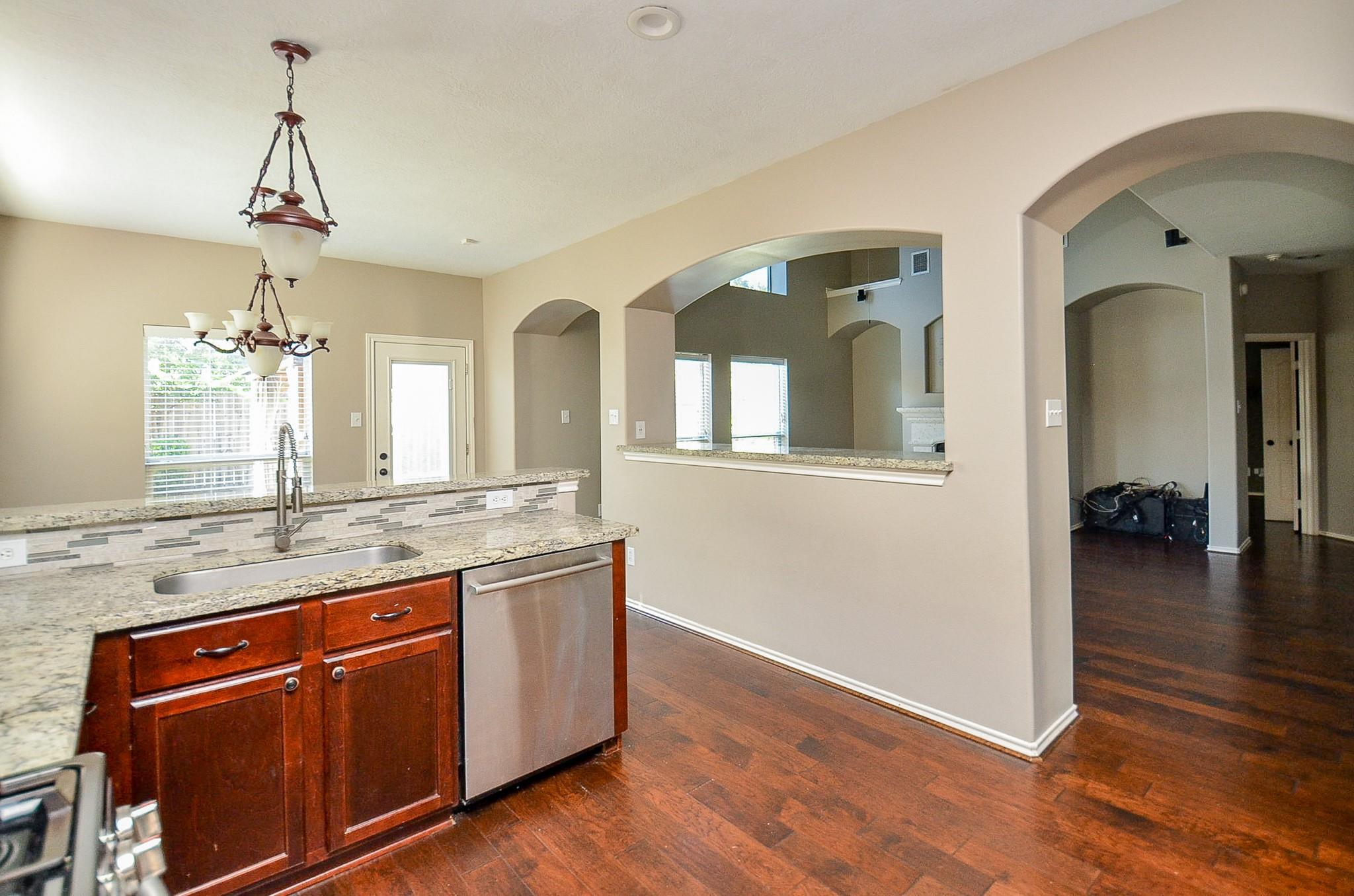 Katy, Texas 77494, United States, 4 Bedrooms Bedrooms, ,3 BathroomsBathrooms,Residential,Active,238855