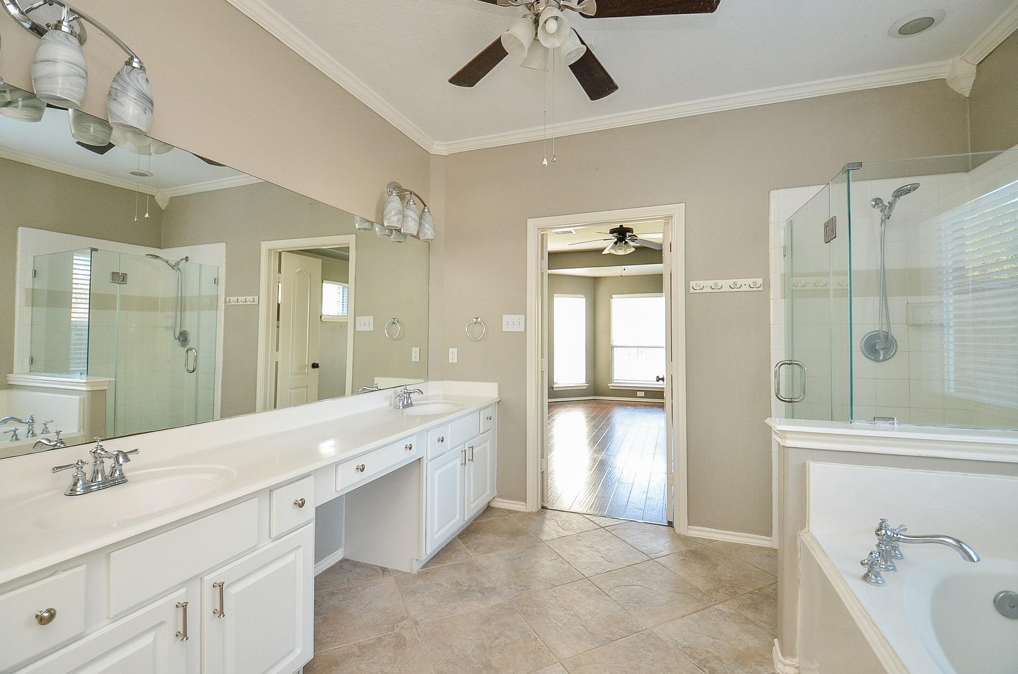 Katy, Texas 77494, United States, 4 Bedrooms Bedrooms, ,3 BathroomsBathrooms,Residential,Active,238855