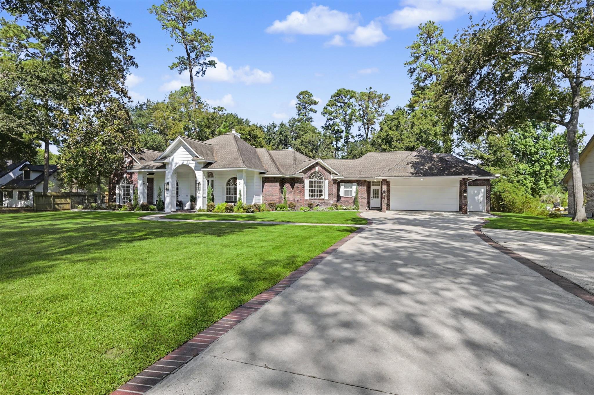 22511 Trailwood Lane