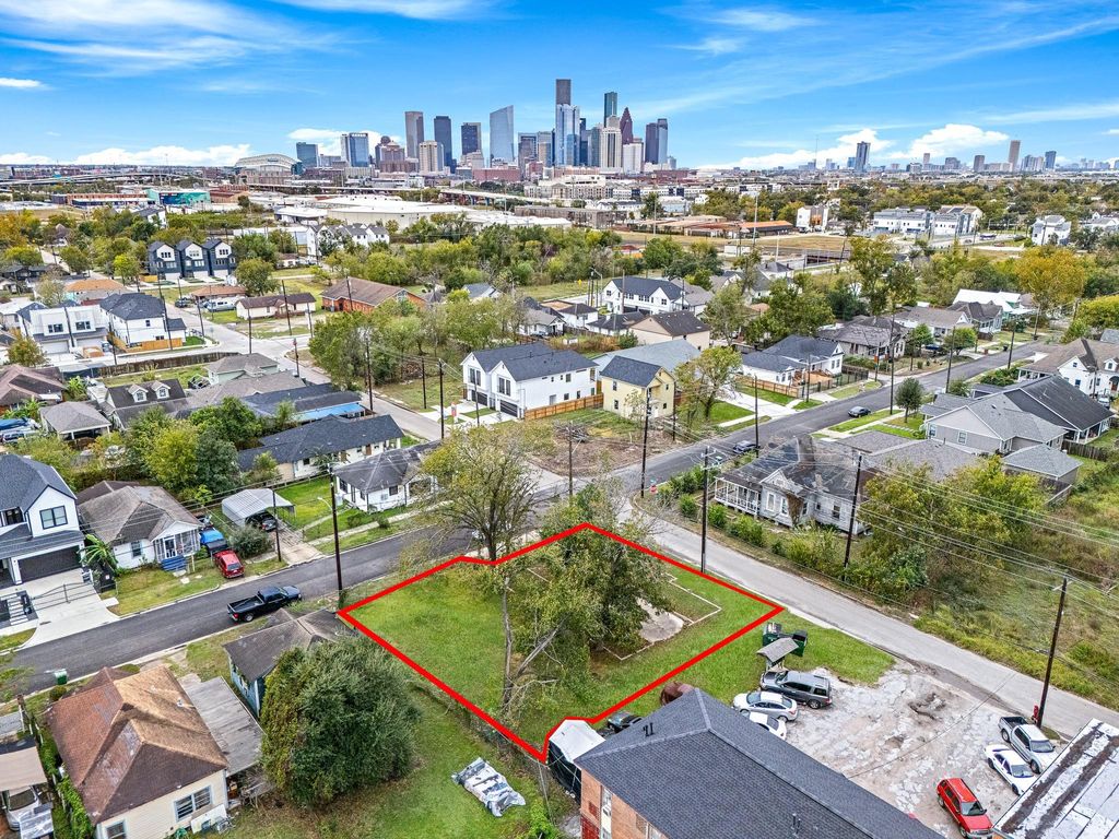 Photo of 0 Sumpter Street, Houston, TX 77026 (MLS # 47424778)