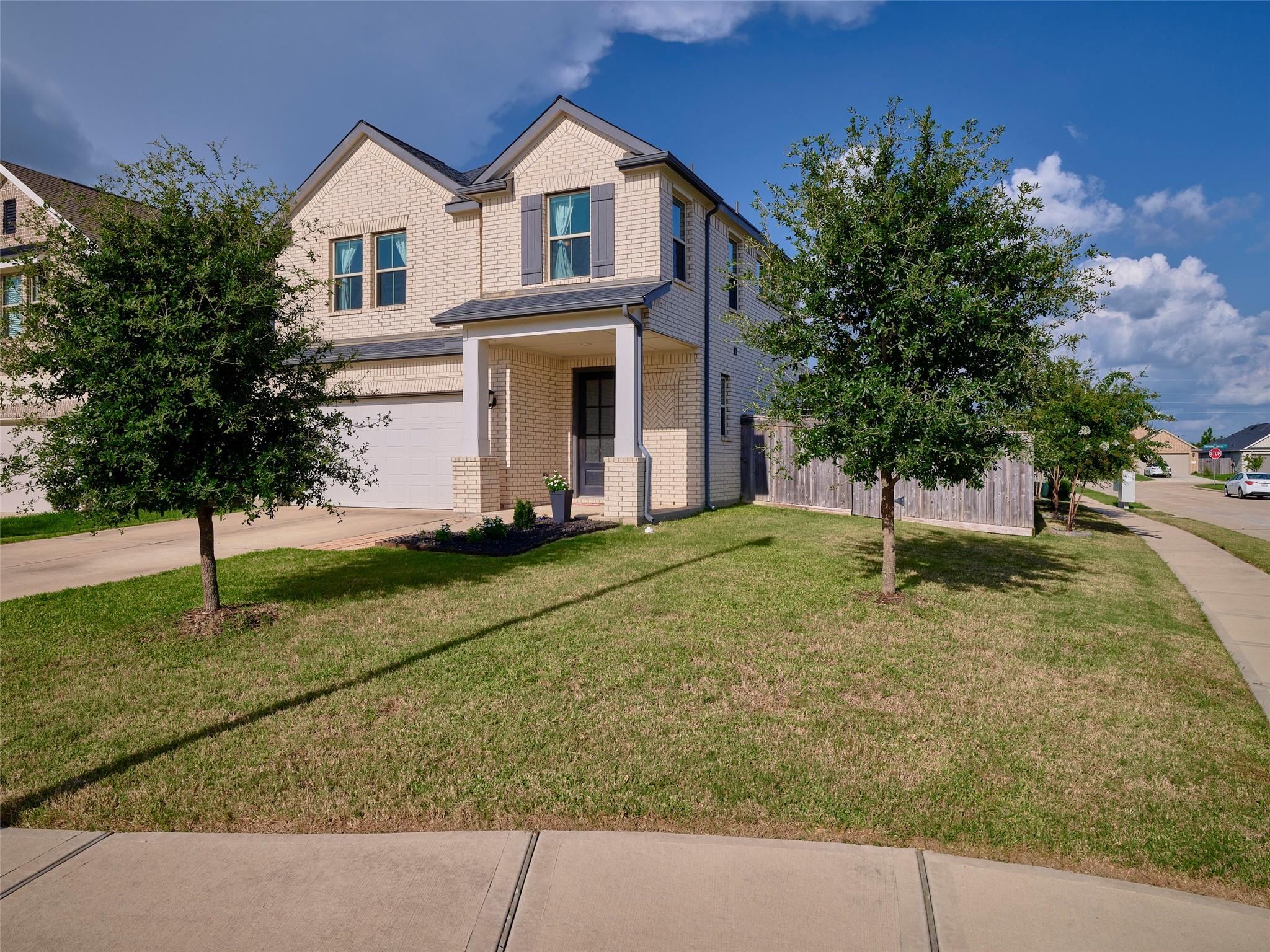 17400 Farm Pasture Trail