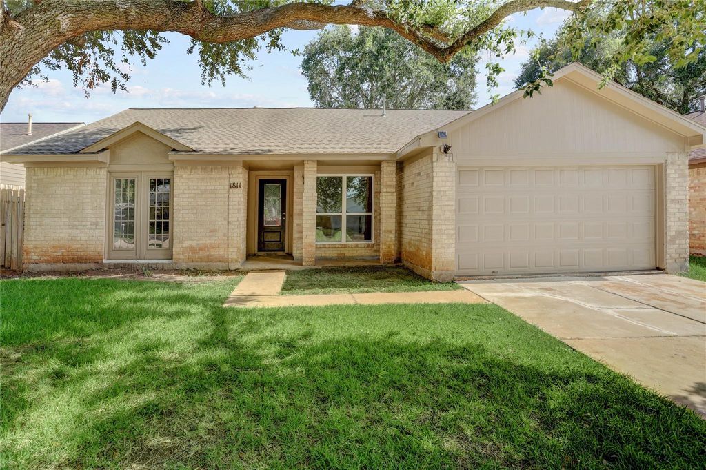 Photo of 1811 Cotton Mill Court, Richmond, TX 77406 (MLS # 87661309)