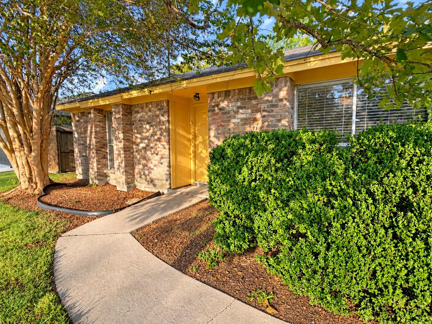 16961 Mockingbird Court