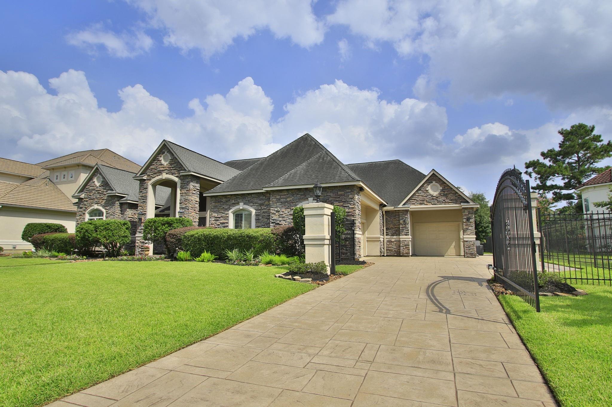 10 Lake Sterling Gate Drive
