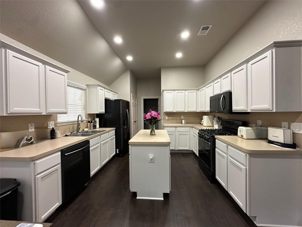 Photo of 21641 Forest Colony Drive, Porter, TX 77365 (MLS # 31019280)