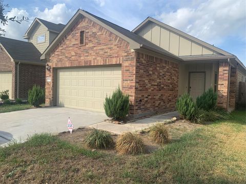 Photo of 6511 Wenlock Drive, Houston, TX 77048 (MLS # 67824093)