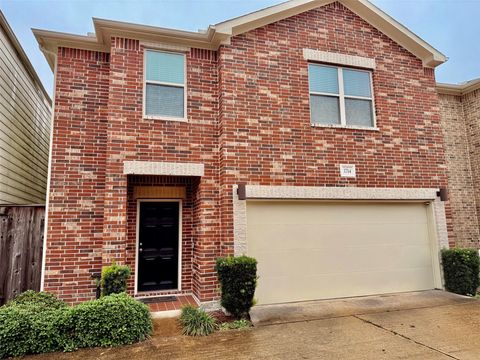 Photo of 3714 Main Aspen Drive, Houston, TX 77025 (MLS # 25350293)