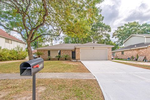 Photo of 24306 Spring Mill Lane, Spring, TX 77373 (MLS # 6810327)