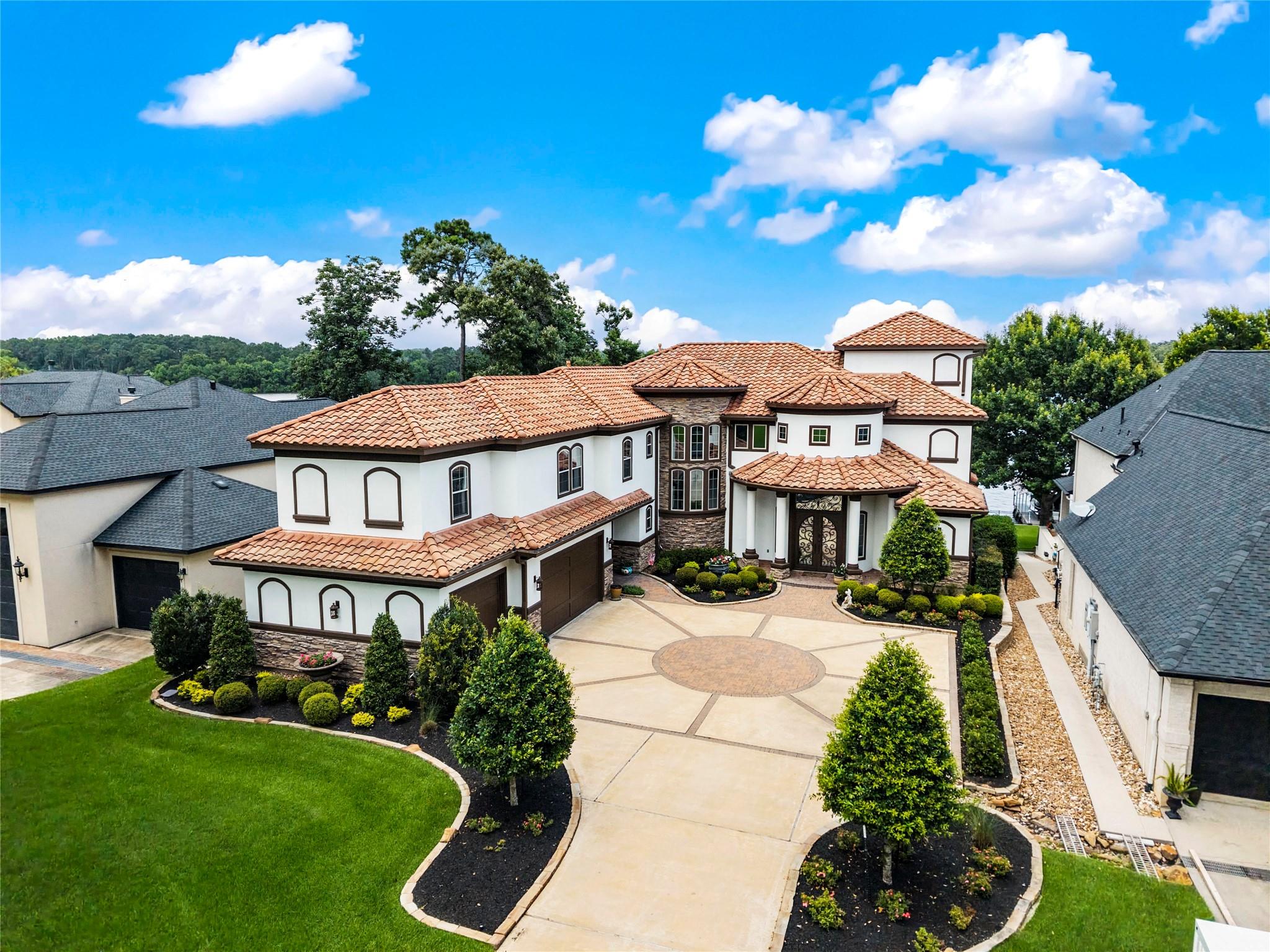 19996 Crescent Court