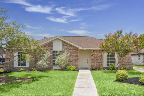 Photo of 12050 Sturdivant Street, Stafford, TX 77477 (MLS # 34895637)