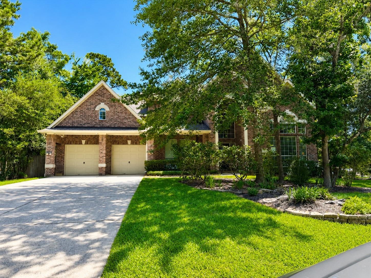 6 Meadow Rose Place