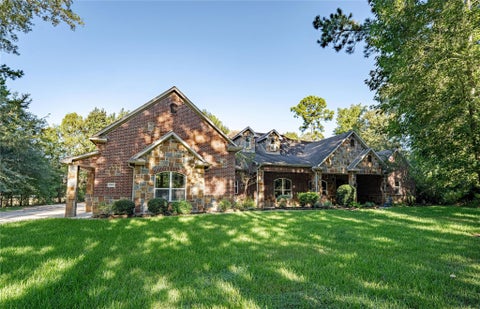 Photo of 30003 Commons Park Drive, Huffman, TX 77336 (MLS # 45871859)