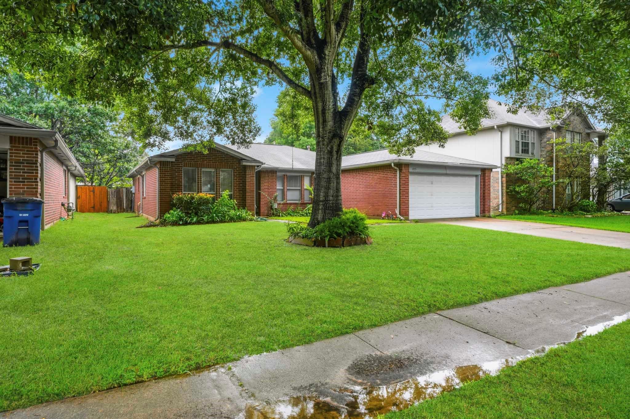 1723 Oak Ridge Drive