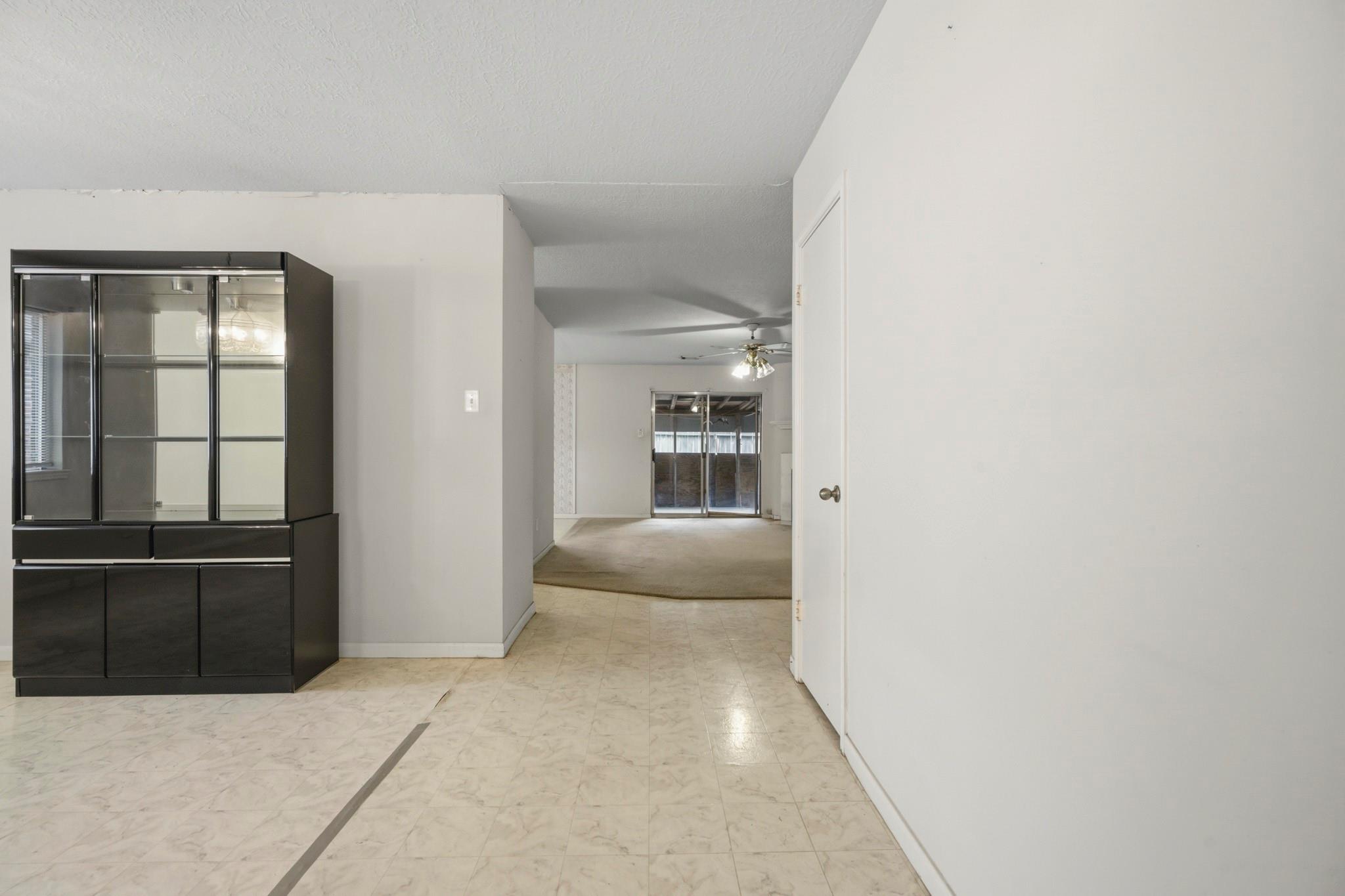 1723 Oak Ridge Drive