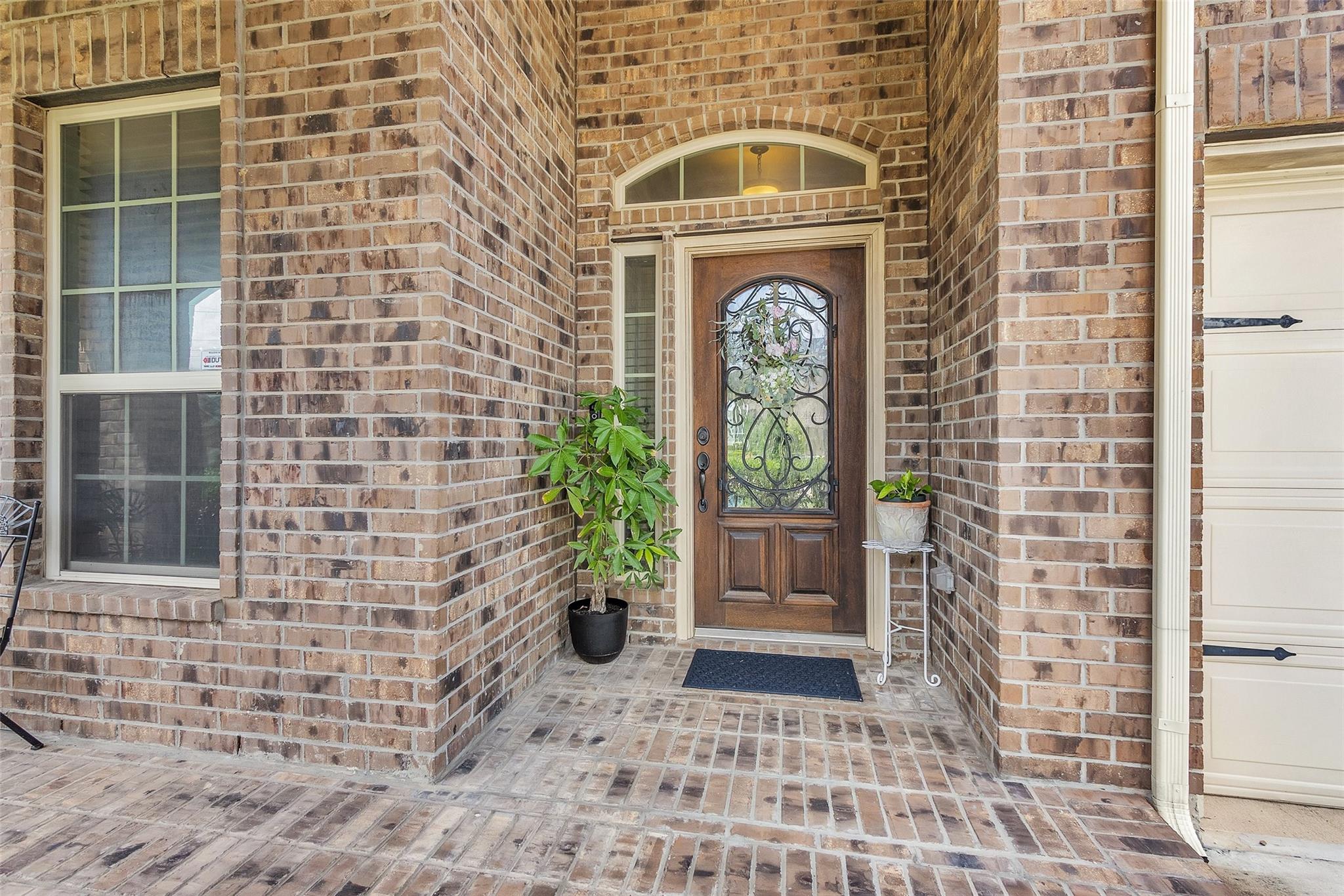 19703 Lakeside Pointe Court