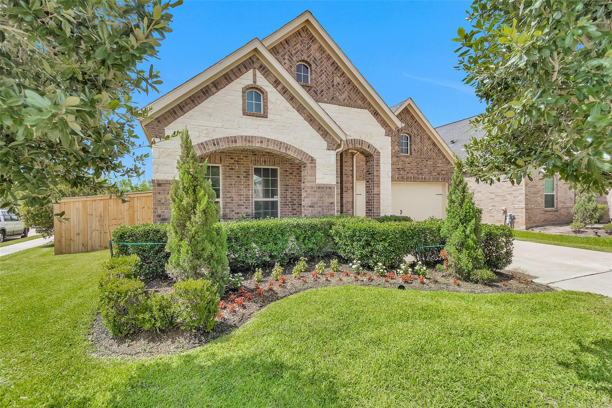 19703 Lakeside Pointe Court