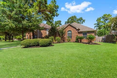 Photo of 22 Fillgrove Place, The Woodlands, TX 77382 (MLS # 60191708) Photo of 22 Fillgrove Place, The Woodlands, TX 77382 (MLS # 60191708)