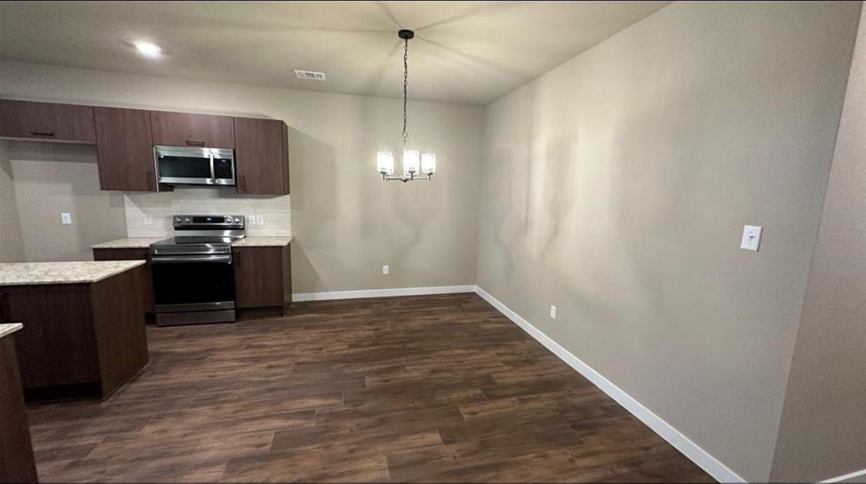 9740-9744 Grosbeak Lane