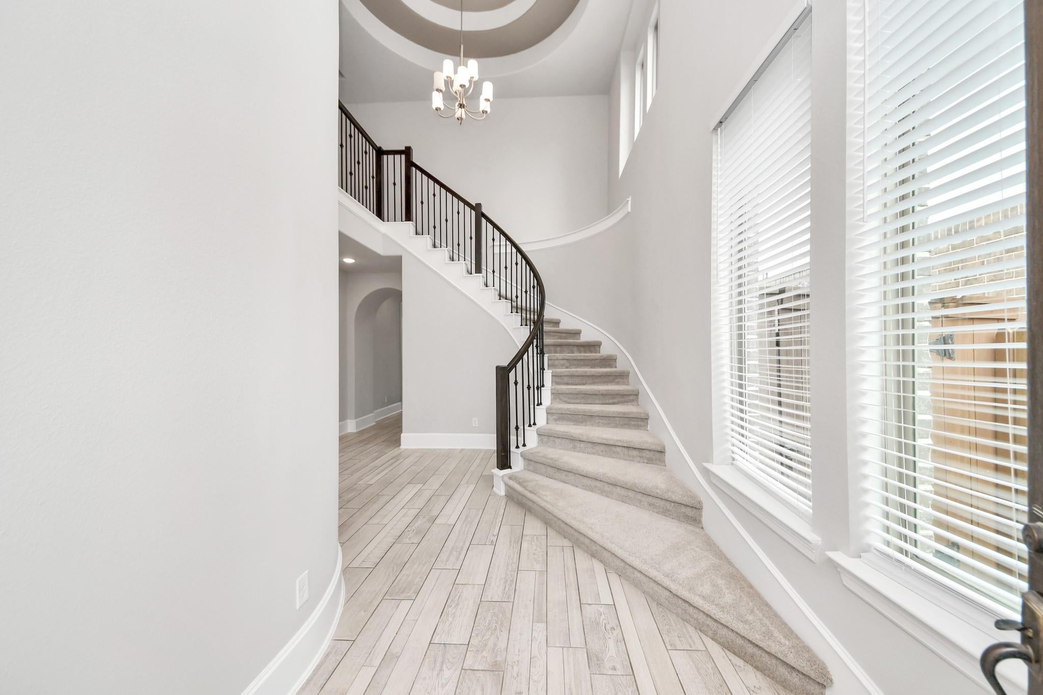 6006 Dovetail Cliff Court