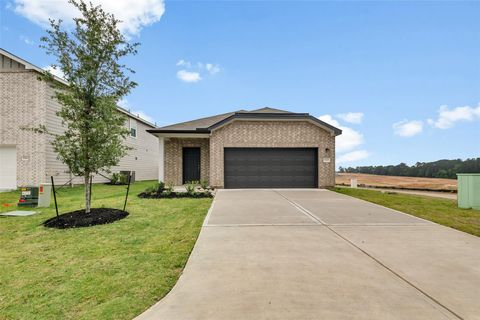 Photo of 15049 Ronan Drive, Conroe, TX 77316 (MLS # 7580193)
