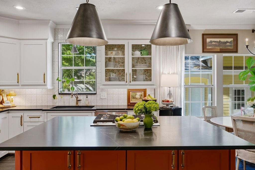 20506 Victorious Drive