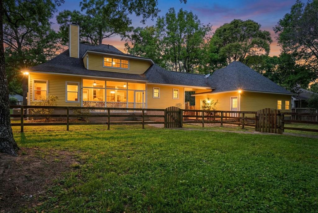 20506 Victorious Drive