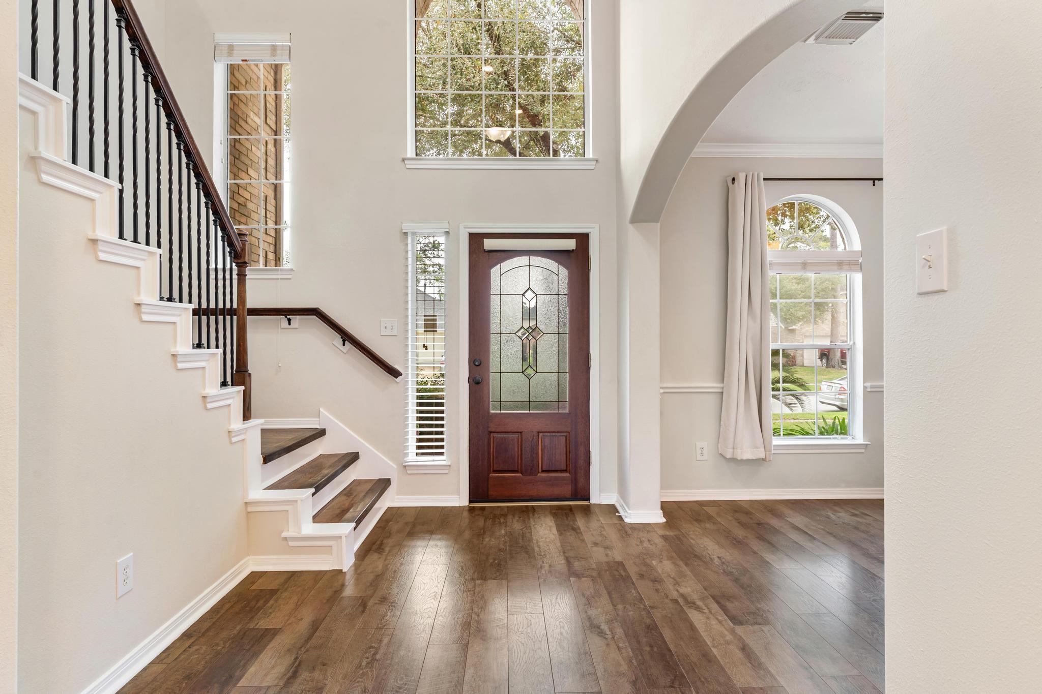 18011 Yellowstone Trail